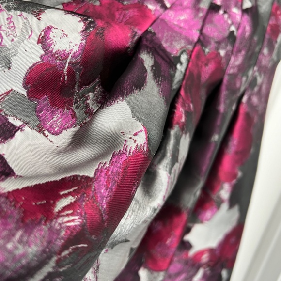 Metallic floral cocktail dress - Picture 2 of 5